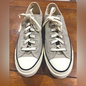 Converse Chuck Taylors Women’s 9.5 Men’s 7.5